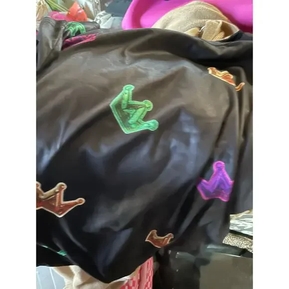 Mardi Gras Crew Neck Oversized Women’s Top NWOT L - Picture 4 of 9